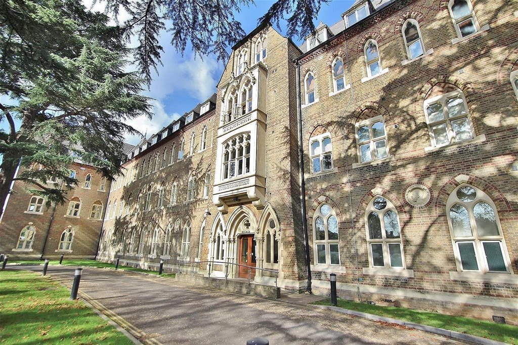 Borough Road, Isleworth, London